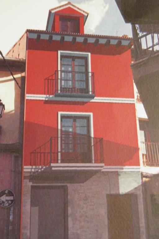 Apartamentos Turisticos Peñafiel المظهر الخارجي الصورة